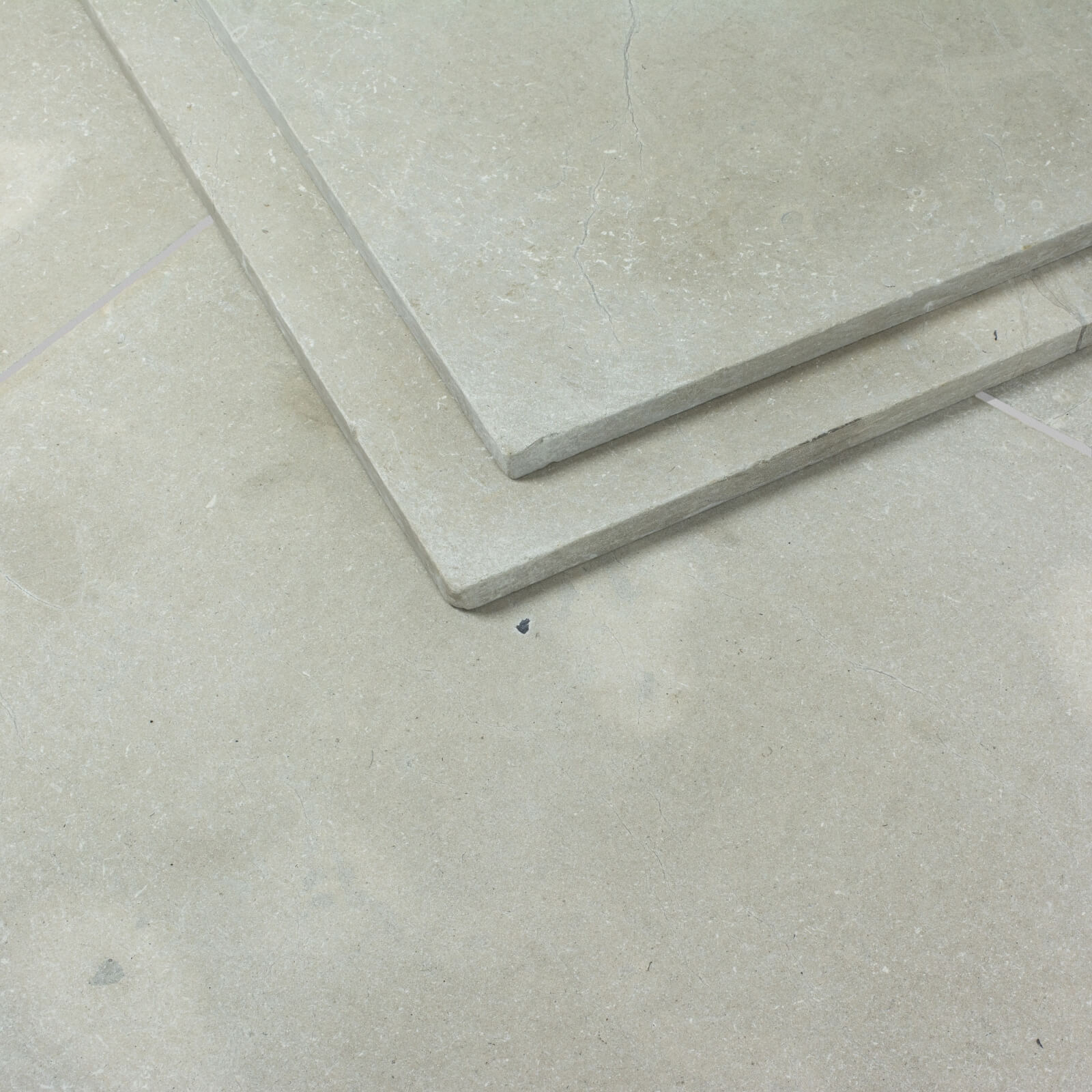 Atlantic Grey Limestone Tile - Tumbled Atlantic Grey Limestone Tile - Tumbled